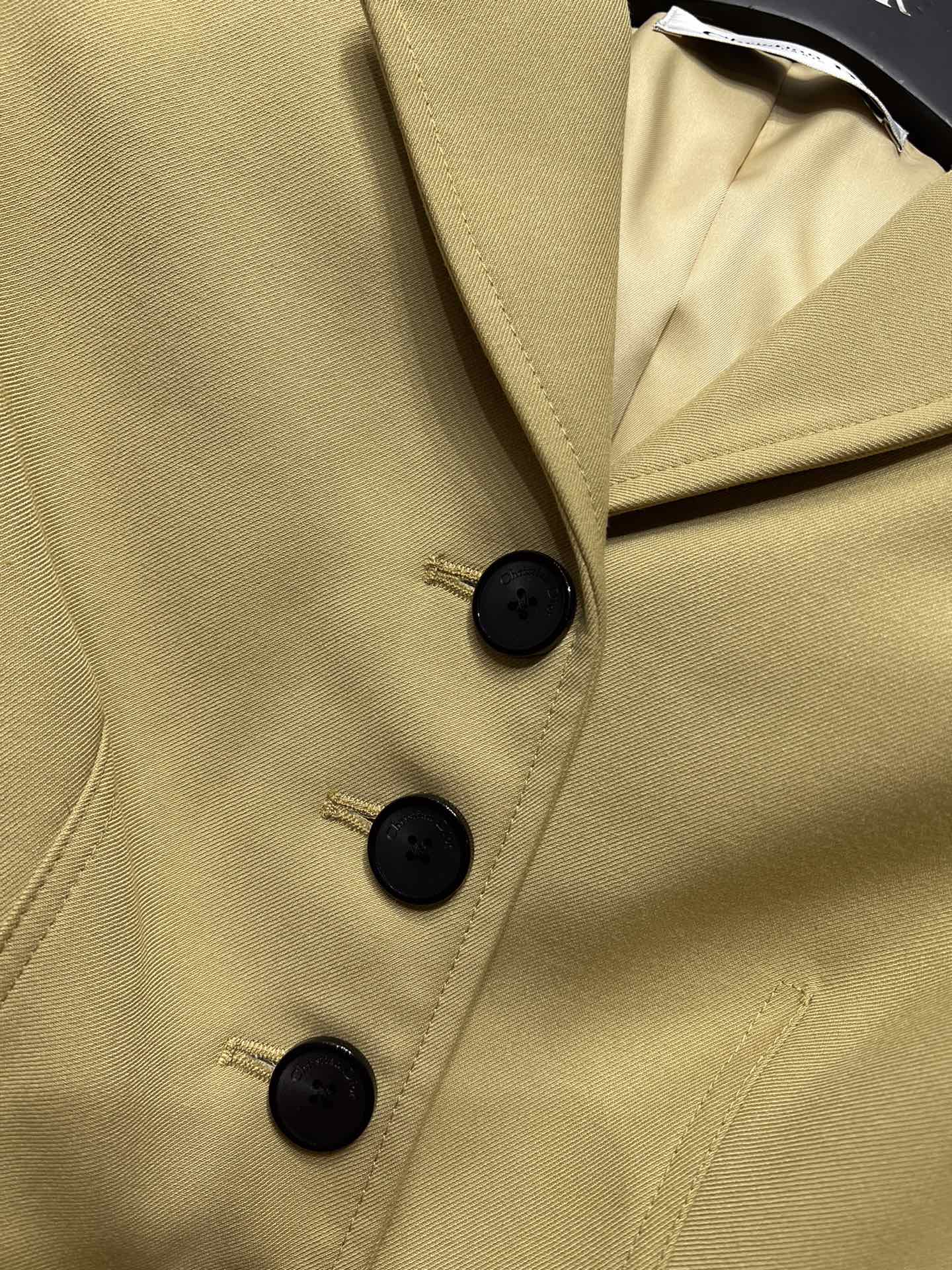 1710493145.3008TqlrSKKydE27 360 3.jpg